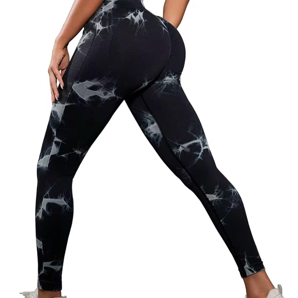 Women's Black Tie-Dye Leggings